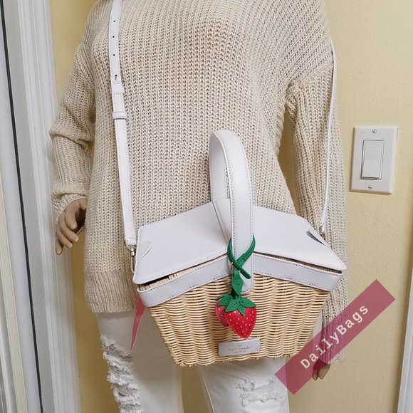 NWT KATE SPADE 100% AUTHENTIC PICNIC IN THE BASKET PARK STRAWBERRY PINK NOVELTY - Picture 4 of 10